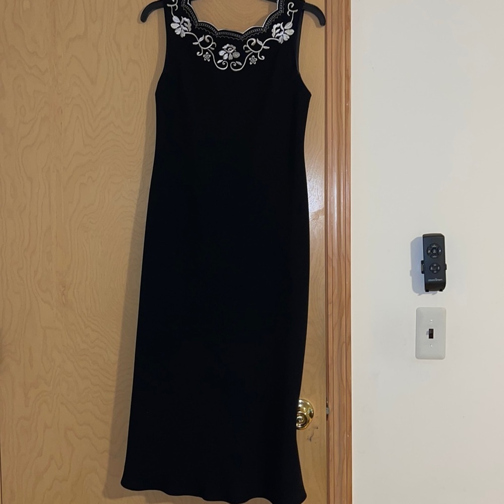Dress Barn Women’s Maxi Dress Size 8
